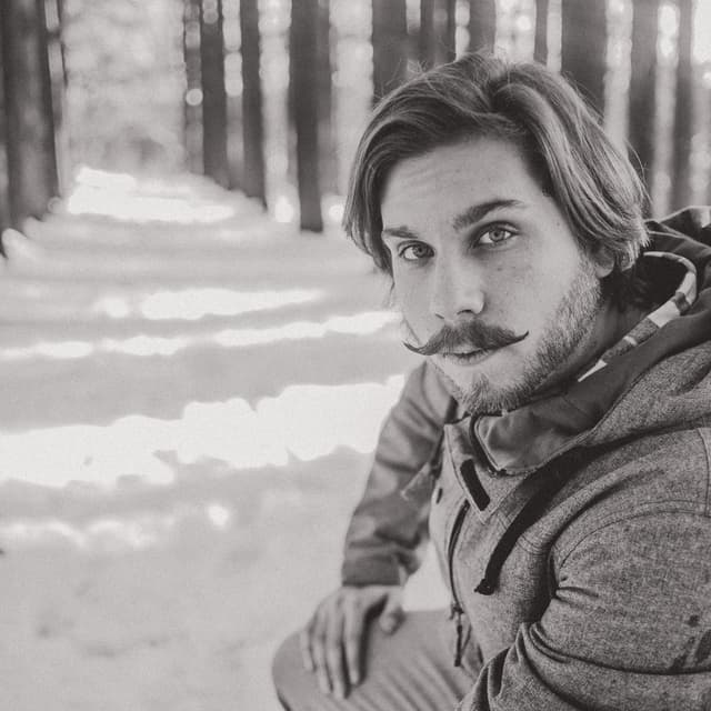 portrait of Jesse Reitz